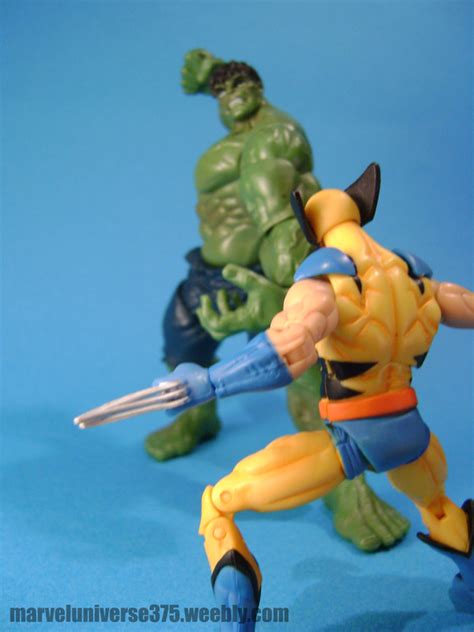 Hulk vs Wolverine