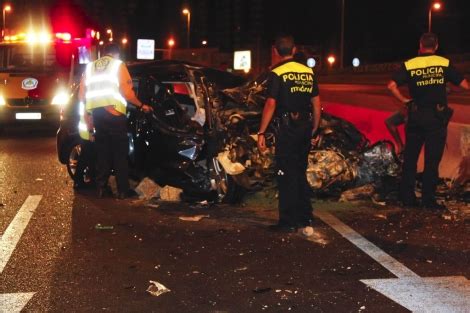 Seis Heridos Tres Graves Al Caer Su Coche Desde Una Altura De Siete