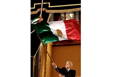 El Primer Grito De Independencia De Amlo En Imágenes