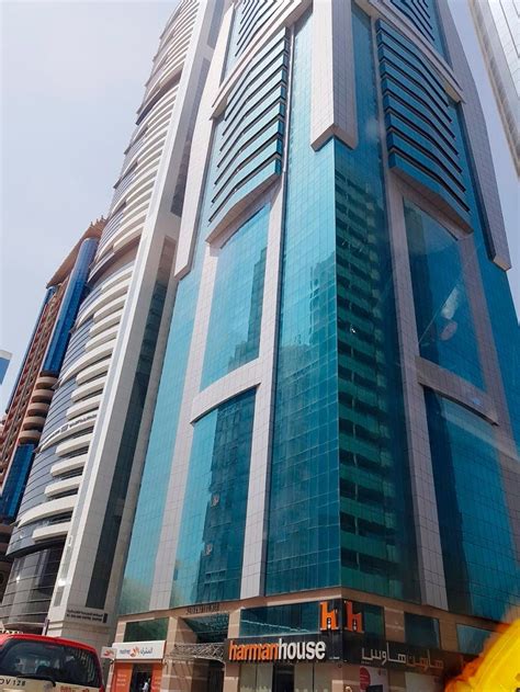 Al Hawai Tower On Sheikh Zayed Road Dubai Apartments For Sale