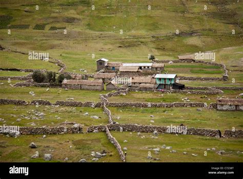 Andes Mountains Peru Hi Res Stock Photography And Images Alamy