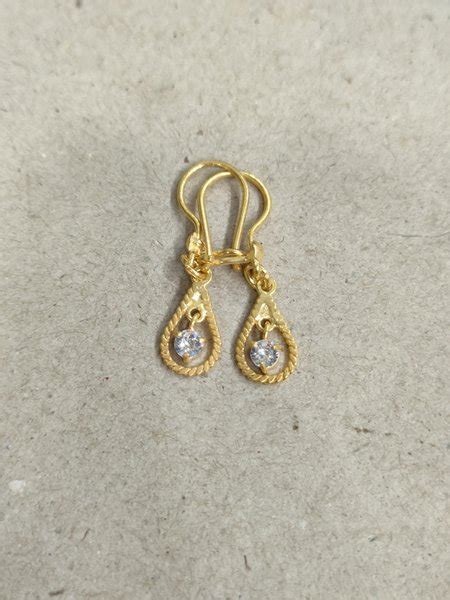 Jual Anting Desi Bandul Labu Mata Putih Ukir Gram Emas Muda Di Lapak