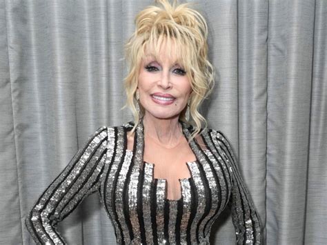 Dolly Parton Age Height Net Worth Body Stats And Bio