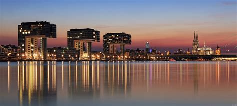 Köln Skyline Panorama Sonnenuntergang fhmedien defhmedien de