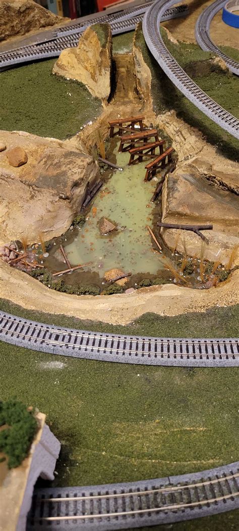 N scale mountain layout plans - Model railroad layouts plansModel railroad layouts plans