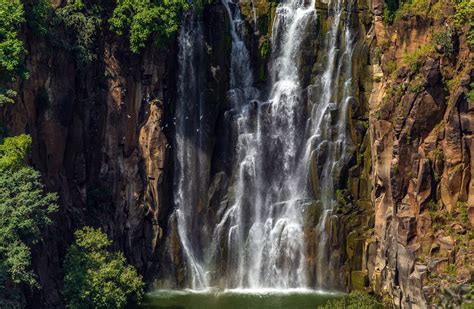 big and Beautiful waterfall in patalpani, indore | Smithsonian Photo ...