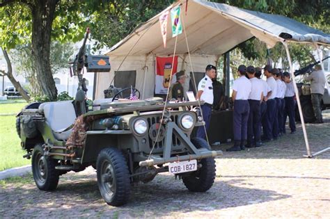 Regimento Deodoro realiza Exposição de Material Militar