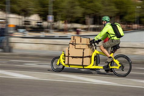 Cargo Bike The Future Of Urban Centers Qucit