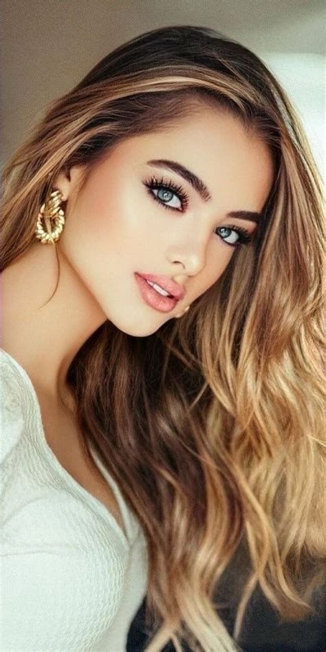 Pin Di Esa Suliman Su Beautiful Women Faces Donne Di Bellezza Donne