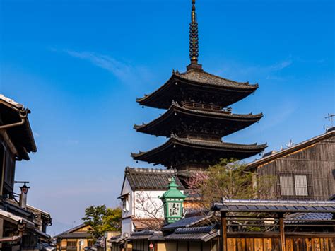 Rent a kimono or yukata at Okamoto in Kyoto when visiting Japan