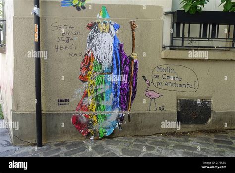 Paris Street Art Stock Photo - Alamy