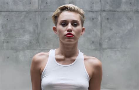 Nueva V Ctima Filtran Fotos Ultra Hot De Miley Cyrus