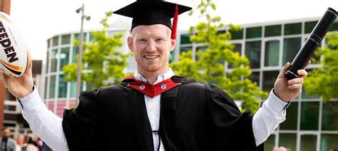 Liam Farrell Graduates From UCLan