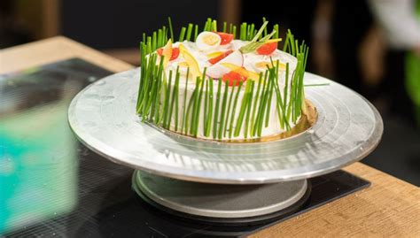 RECEPT Rudolph Van Veen Slana Torta Od Salate S Krem Sirom I Trganom