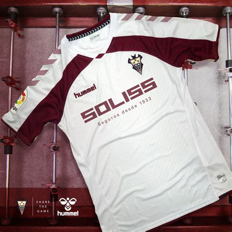 El Albacete Balompié presenta sus nuevas equipaciones El Digital de