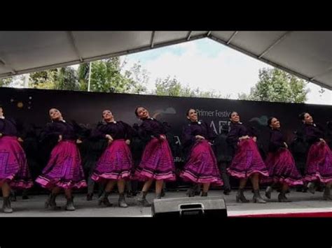 POLKAS DE NUEVO LEON por Ballet Folklórico de la Universidad