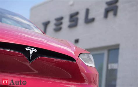 Workers Rise In Tesla Tesla Raises Wages 4 For German Workers Amid