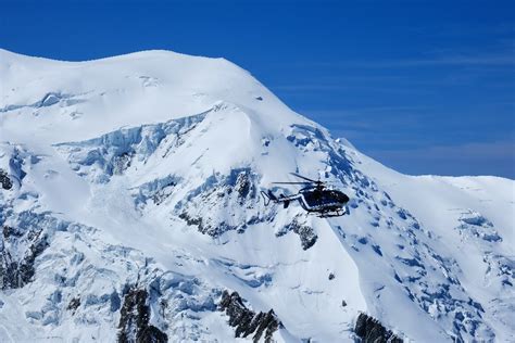 Valanga Sulle Alpi Francesi Le Vittime Sono Sei