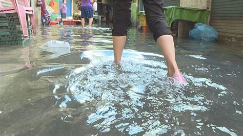 淹水惡夢！旗津路面成小河 市場攤販生意難做 民視新聞網 Line Today