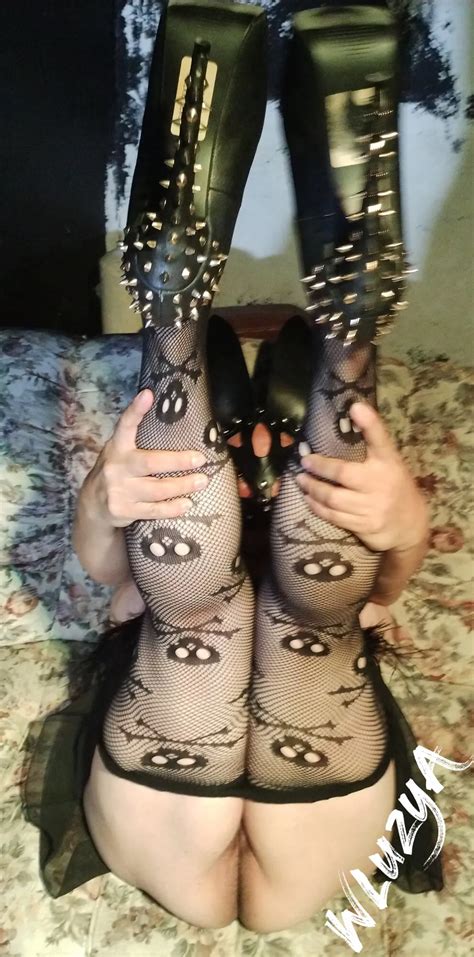 Look At My Sexy Hot And Cheeky Ass 20 Pics XHamster