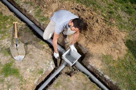 La Instalación De Las Canalizaciones De Desagüe En La Casa Tuberías Y