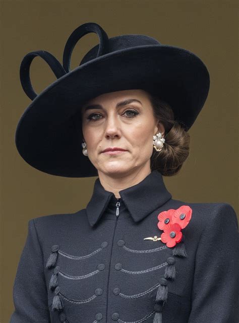 Photo Depuis Son Op Ration L Abdomen Kate Middleton Avait Choisi