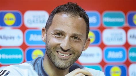 Diables Rouges Domenico Tedesco Un Peu Nerveux Romelu Lukaku A