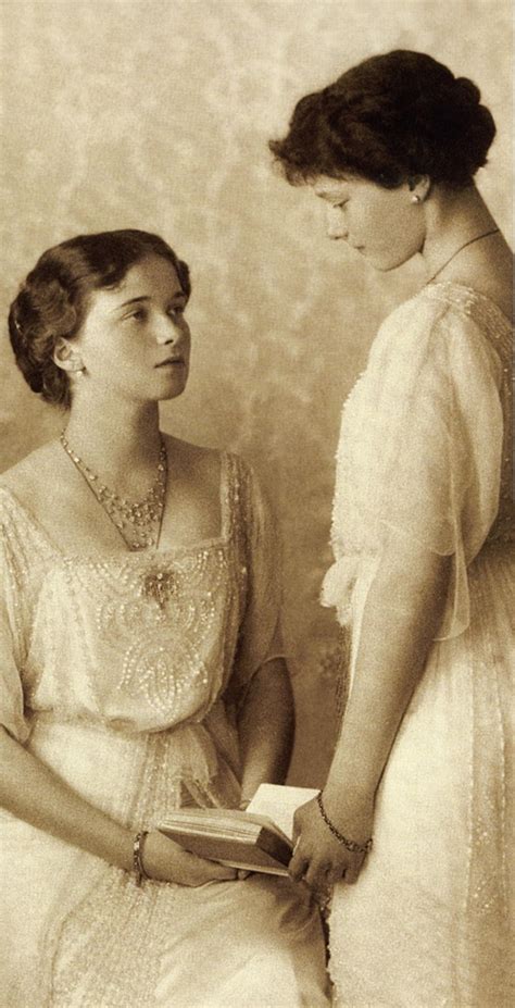 Grand Duchesses Olga Nikolaevna 1895 1918 And Tatiana Nikolaevna