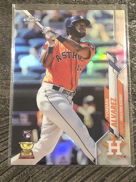 2020 Topps Chrome Refractor 200 Yordan Alvarez RC ROOKIE Card Astros