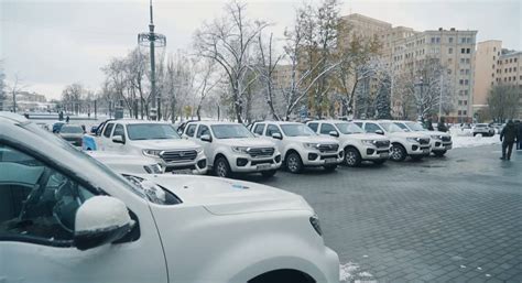 На Харківщині мобільні групи ППО отримали пікапи