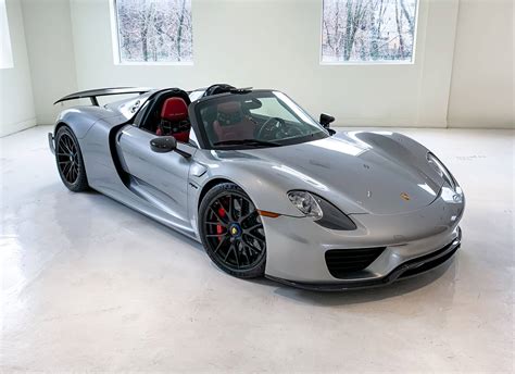 Porsche 918 Spyder Silver