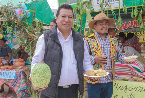 EL TAMBO SE PREPARA PARA UNA SEMANA SANTA LLENA DE SABOR Y TRADICIÓN