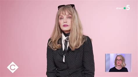 Arielle Dombasle C à vous Barbie toi ma star 25 avril 2023