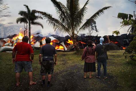 Kilauea volcano eruption forces evacuations in Hawaii | New York Post