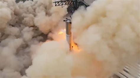 Whoa Spacex Fires Up 31 Of 33 Starship Booster Engines In Test Youtube