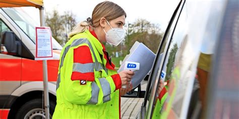 Zweites Hildesheimer Drive In Impfen Ist Ausgebucht