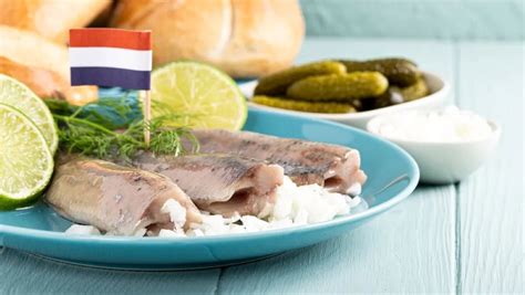 How To Eat Dutch Herring - Recipes.net