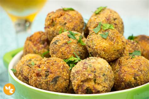 Bolinho De Carne Seca Batata Receita F Cil E R Pida