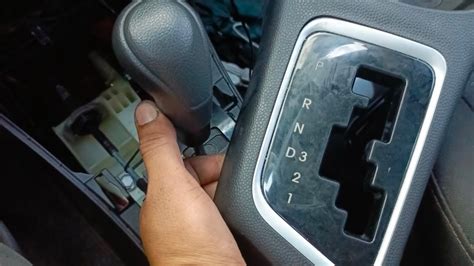 How To Remove Shift Knob Panu Kalasin Ang Hawakan Ng Kambyu Automatic