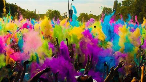 Qu Significan Los Colores Del Festival Holi Y Por Qu Celebran De Esta