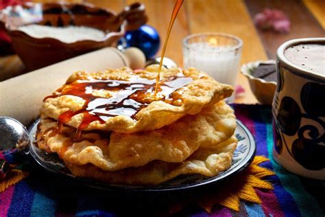 Buñuelos con Jarabe de Piloncillo El Gourmet