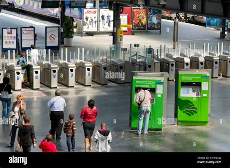 Gare de l'Est train station, Paris, France Stock Photo - Alamy