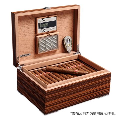 Cigar Box Large Capacity Cedar Wood Cigar Humidor Case