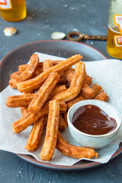 Zelf Churros Maken Met Chocoladesaus Knoeien Met Inge