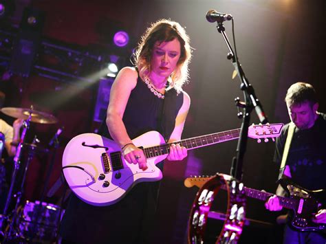 Slowdives Rachel Goswell Is Auctioning One Of Her First Guitars For