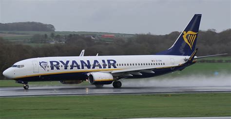 Ei Eni Ryanair Boeing As Ei Eni Prestwick Airport Flickr