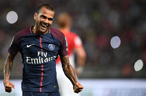 Psg Star Dani Alves Becomes Worlds Most Decorated Footballer After