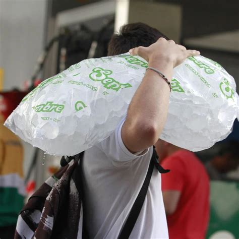 MERCADOS A LATINA Monedas operan mixtas en medio de avance global del dólar y caída del petróleo