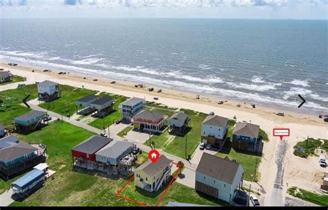 Crystal Beach, TX Villas and Beach house | Best Price on cozycozy