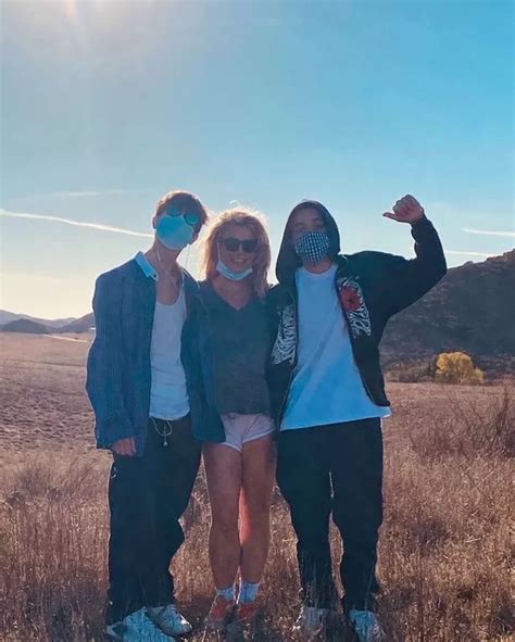Britney Spears Ex Claims Sons Find Her Nude Selfies Tough And Haven